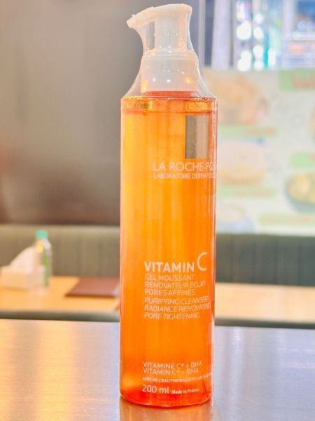 La Roche-Posay Vitamin C Brightening Facial Cleanser 200ml (France) - Image 3