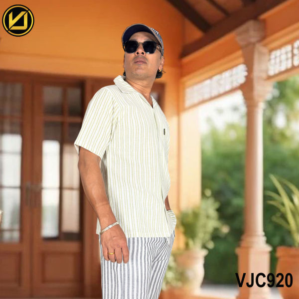 VIRJEANS (VJC920) Balen Summer Linen Half Shirt For Men- Green