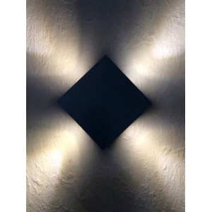 4 way square light