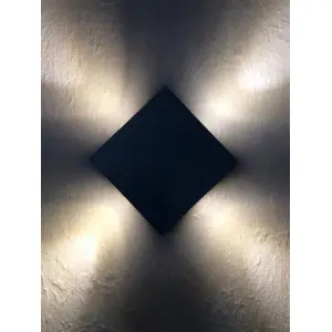4 way square light