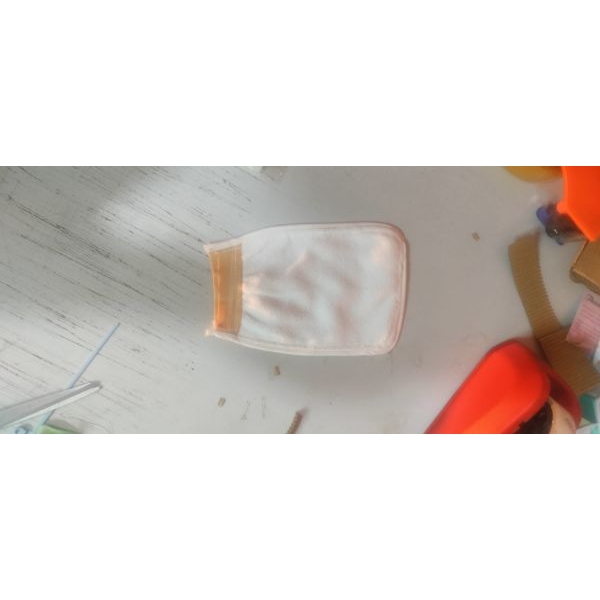 1 Pc Original Korean Exfoliating Gloves body scrubber one side soft another scrubber - Image 2