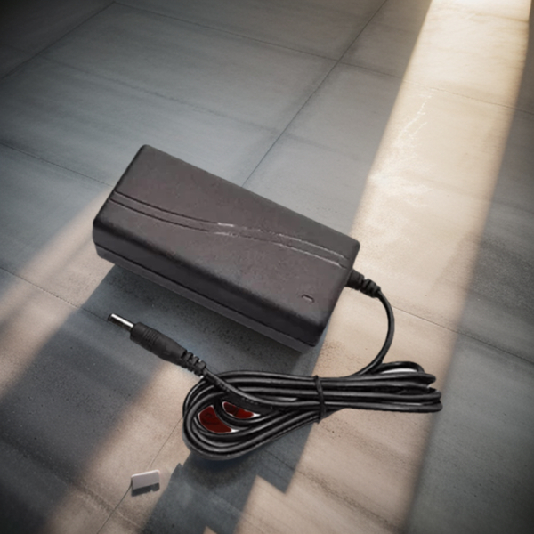 12 Volt 3 Amp Power Adapter Charger - Image 2