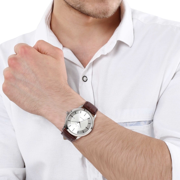 Titan Classique Silver Dial Analog with Date Leather Strap watch for Men - Image 6