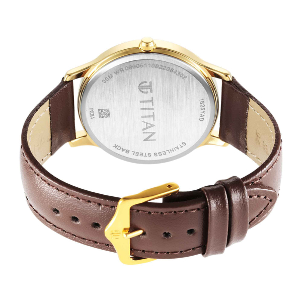 Titan Karishma Radiance Blue Dial Analog Leather Strap watch for Men - Image 5