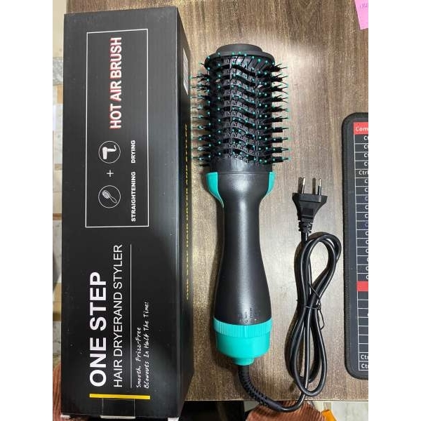 1Piece of 3 In 1 Volumizer One Step Hair Dryer And Straight Hot Air Brush - Image 3