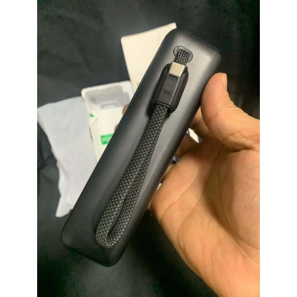 20000mAh 100W Fast Charging Power Bank with Built-in USB-C Cable - Image 4