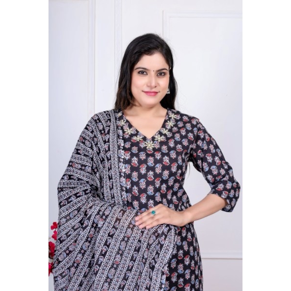 Bisesh Creation Black V-neck Floral Printed Front Pleated Kurta Pant Shawl Set For Women - Image 4