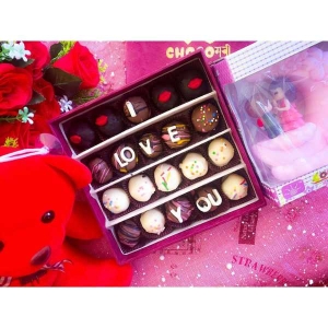 Truffle Chocolate Box  700g