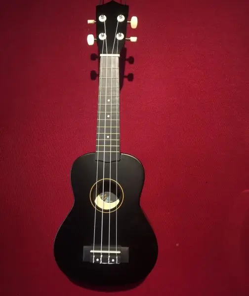 Black Ukulele uk21