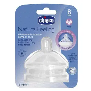 Chicco 2 Teats Natural Feeling 6M+ Fast