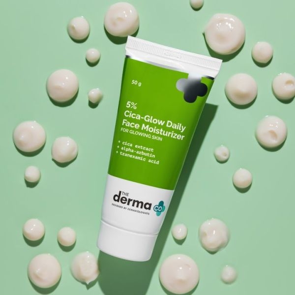 The Derma Co. 5% Cica-Glow Daily Face Moisturizer With Alpha Arbutin & Tranexamic Acid - 50 G - Image 2