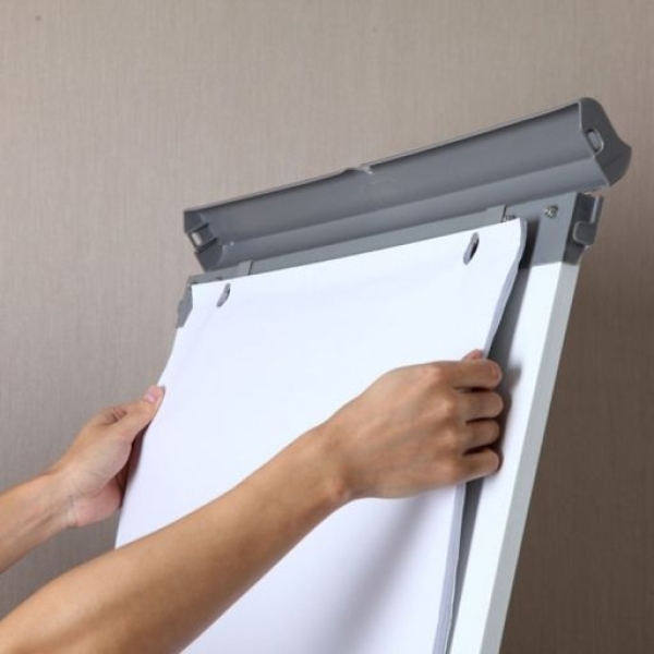 Mobile White Board /Flipchart Board/ Comix Mobile Flipchart Easel BM9866 Wheeled Flipchart Easel Cum Magnetic White Board - Image 3