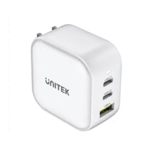 Travel TRI GaN 3 Port 66W Charger with USB and Type-C Portd