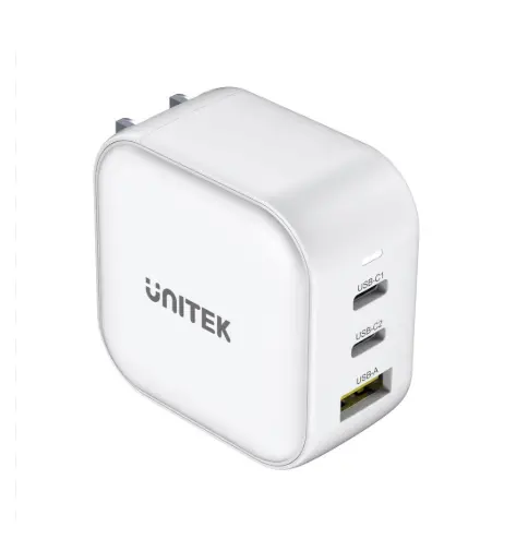 Travel TRI GaN 3 Port 66W Charger with USB and Type-C Portd