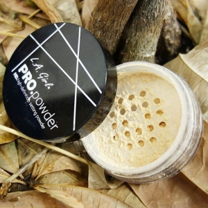 L.A. Girl PRO.HD- Setting Powder 5g BY Genuine Collection