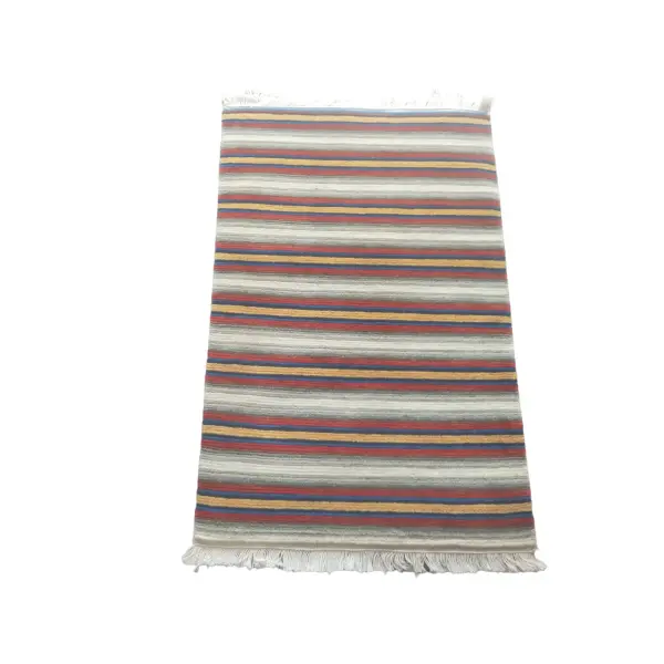 60-Knots Handmade Woolen Carpet (2x3 Feet) - Image 2
