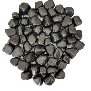 1 KG Large Size Glossy Black Stone Pebbles For Aquarium And Garden Decoration