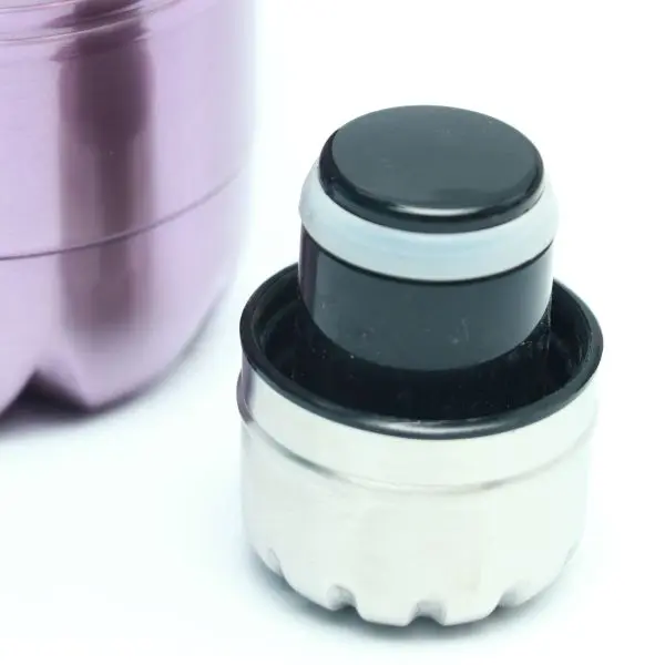 BALTRA Cola Bottle | Double walled stainless steel | Copper insulation | SS vacuum insulated flask | Keeps hot & cold for 24 hours | Made with stainless steel 304 | 18/8 food grade materials - Image 5