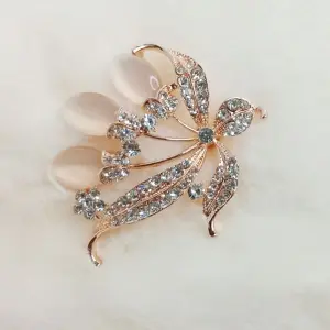 KOJA Korean Stylish Floral Shape Jewellery Golden Plated Brooch for Women