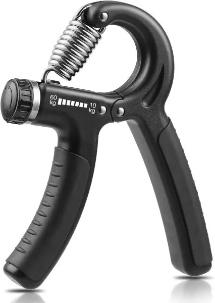 Adjustable hand grip