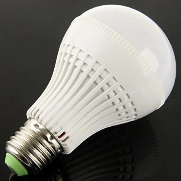 Stock Clearance Offer 12 Watt Led Bulb E27 Base 2 Pcs With 1 Year Warranty - Image 3