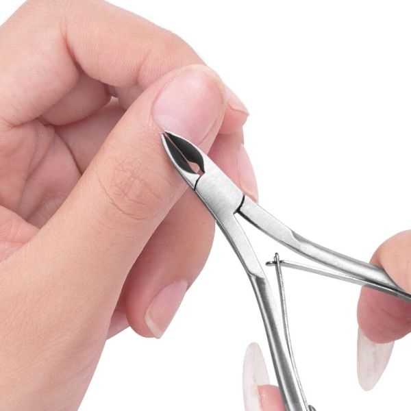 Solngen Professional Nail Cuticle Clipper Cutter Stainless Steel Cuticle Cutter Cuticle Nipper Remover with Sharp Blades Double Spring Cuticle clippers for Nail Care - Image 4