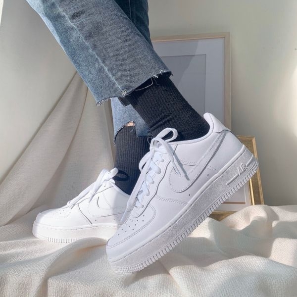 Full White Nk Air Sneakers for Women - Image 5