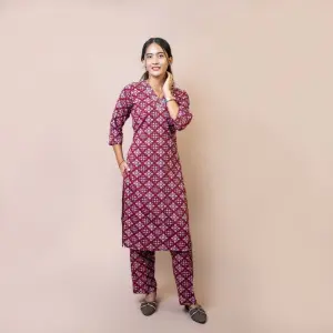 Bisesh Creation Purple V-neck Floral Printed Straight Kurta Pant Co-ord Set For Women