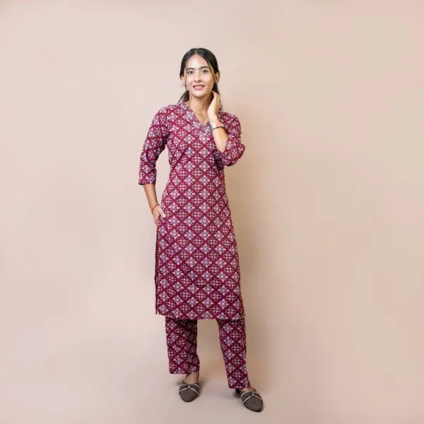 Bisesh Creation Purple V-neck Floral Printed Straight Kurta Pant Co-ord Set For Women