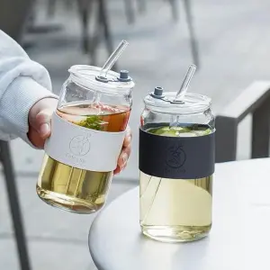 Iced Coffee Cups with Lids and Straws | 400ml | Thick Wall Glass Tumbler with Insulated Leather Sleeve,Cute Juice Mugs,Travel Sipper for Cocktail, Mocktail (1, Can Lather)