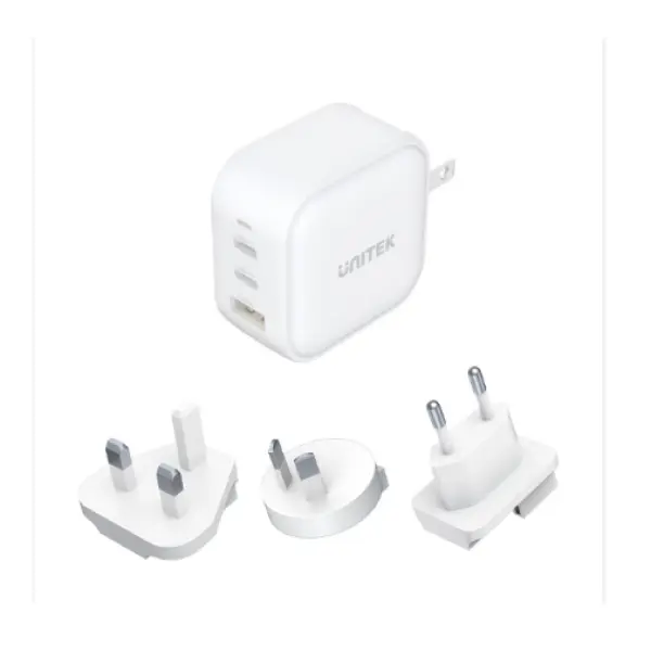 Travel TRI GaN 3 Port 66W Charger with USB and Type-C Portd - Image 2