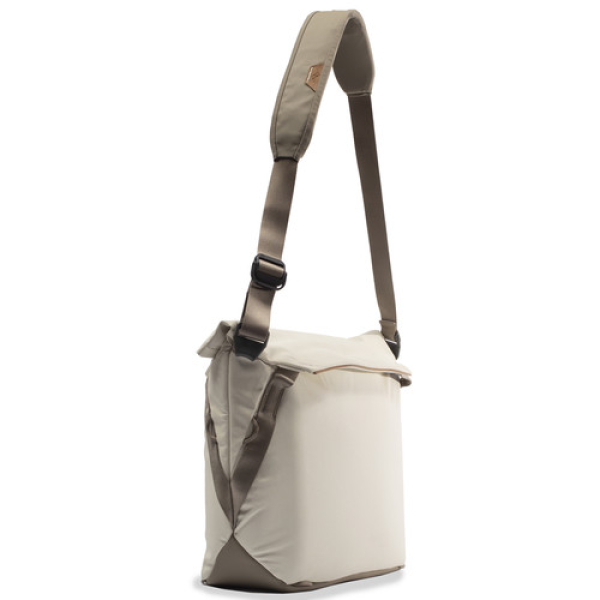 Peak Design Everyday Tote v2 15L - Image 5