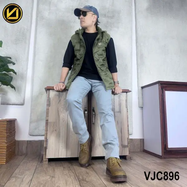 VIRJEANS (VJC896) Half Dawn Ultra Light Jacket For Men- Green - Image 5