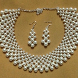 Beaded Pearl Layer Neckalce With Earring Set