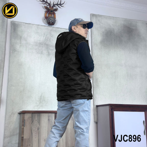 VIRJEANS (VJC896) Half Dawn Ultra Light Jacket For Men- Black - Image 4
