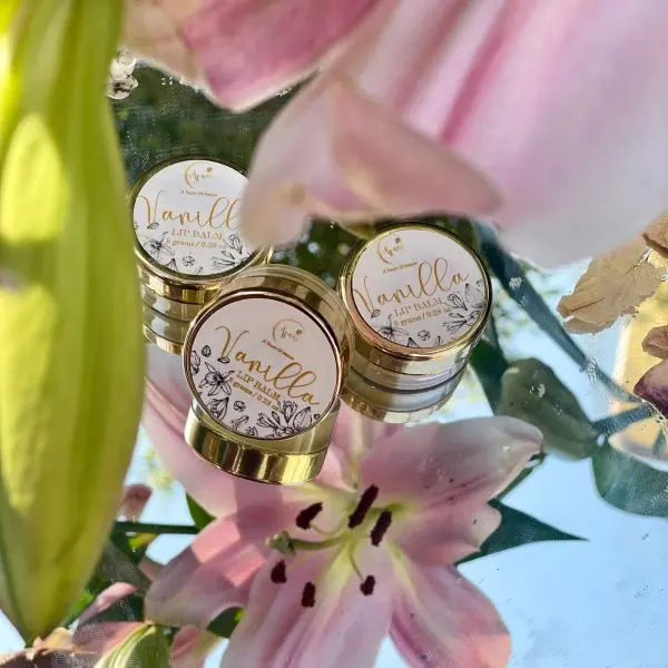 Avani 100% Natural Extra Hydrating Vanilla Lip Balm For Soft And Nourished Lips Infused with Essential Oil , Jojoba Oil , Almond Oil 8 Grams - Image 2
