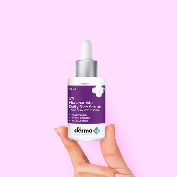 The Derma Co 5% Niacinamide Daily Face Serum with Alpha Arbutin & Multivitamin for Clear & Spotless Skin - 30ml - Image 2