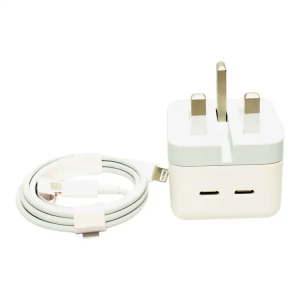 35W Dual USB-C Power Adapter With USB-C to Lighting Cable