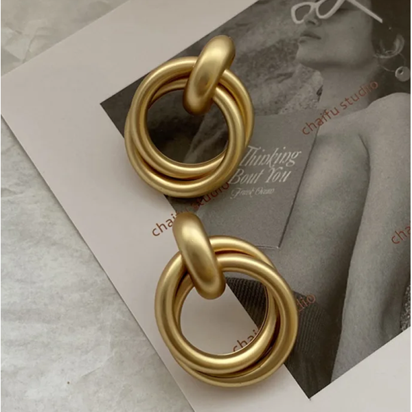 KOJA Korean Elegant Design Stud Shape Earrings 5 - Image 2