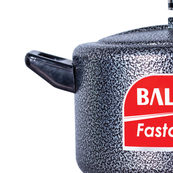 BALTRA Elegant Hammer Coating Pressure Cooker 5 ltr | Induction Based |Automatic safety valve | Better pressure regulation | New improved vent weight | Rust proof components | Long lasting sealing ring | 7 years warranty | - Image 3
