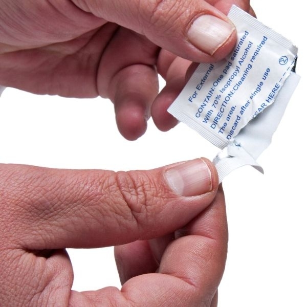 Alcohol Swab / Pads, Wipes For Sanitizer And Disinfecting 100pcs - Image 3