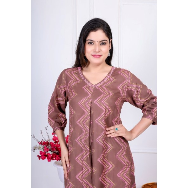 Bisesh Creation Brown Neck Pote Embroidery Kurtha Pant Set Printed For Women - Image 3