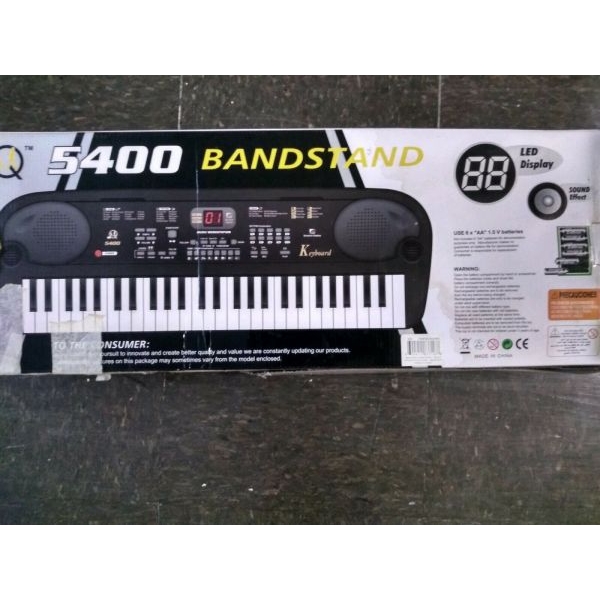 Bandstand 5400 Keyboard With LED Display | Battery Operated 54 Keys Digital Display Keyboard - Image 3