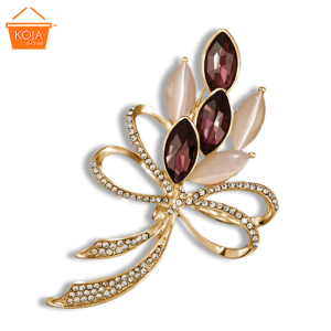 KOJA Korean Stylish Floral Shape Jewellery Golden Plated Brooches for Women 2