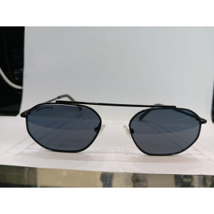 Black Square Unisex Sunglasses M263BK1