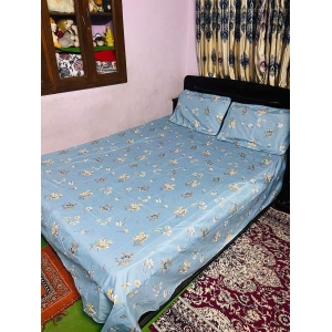 Blue Flower Printed King Size Bedsheets With 2 Pillow Cases