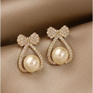 Bow Sparkles Gold Earrings