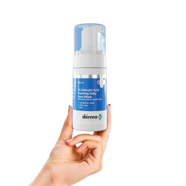The Derma Co. 1% Salicylic Acid Foaming Daily Face Wash With Salicylic Acid, Zinc Pca & Pha - 100 Ml - Image 3
