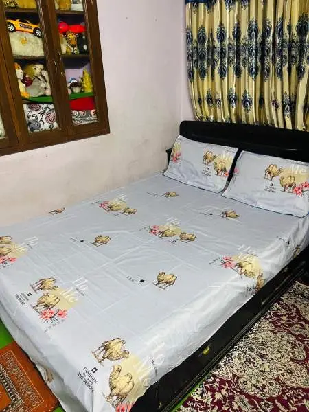 Camel Print King Size Bedhseet With Two Pillow Cover