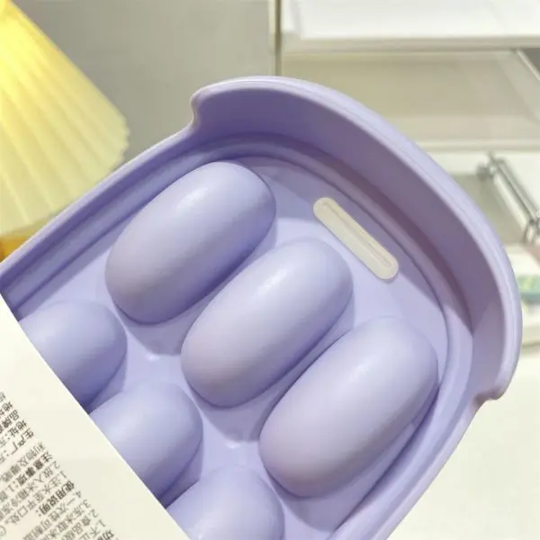 Compact Ice Cube Tray with Lids for Freezer Storage - New Durable Kitchen Accessory - Image 4